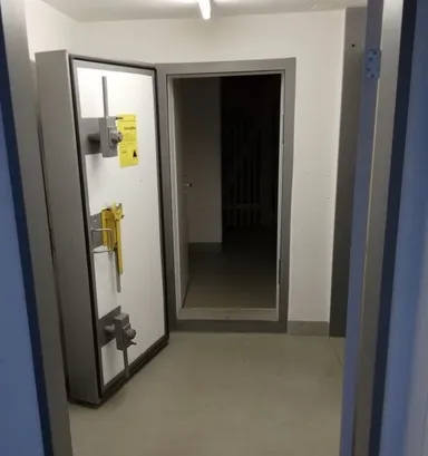 Takmer v každom dome je protiradiačný úkryt