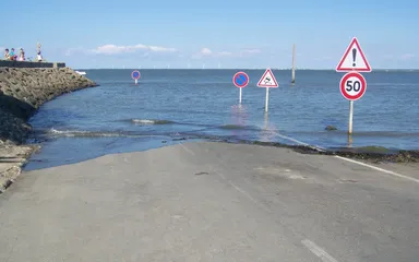 12 nebezpečných ciest na našej planéte, pri pohľade na ktoré sa tají dych